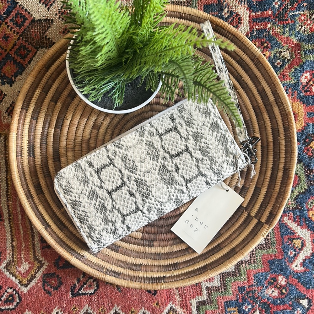 NEW A New Day Snake Print Clutch